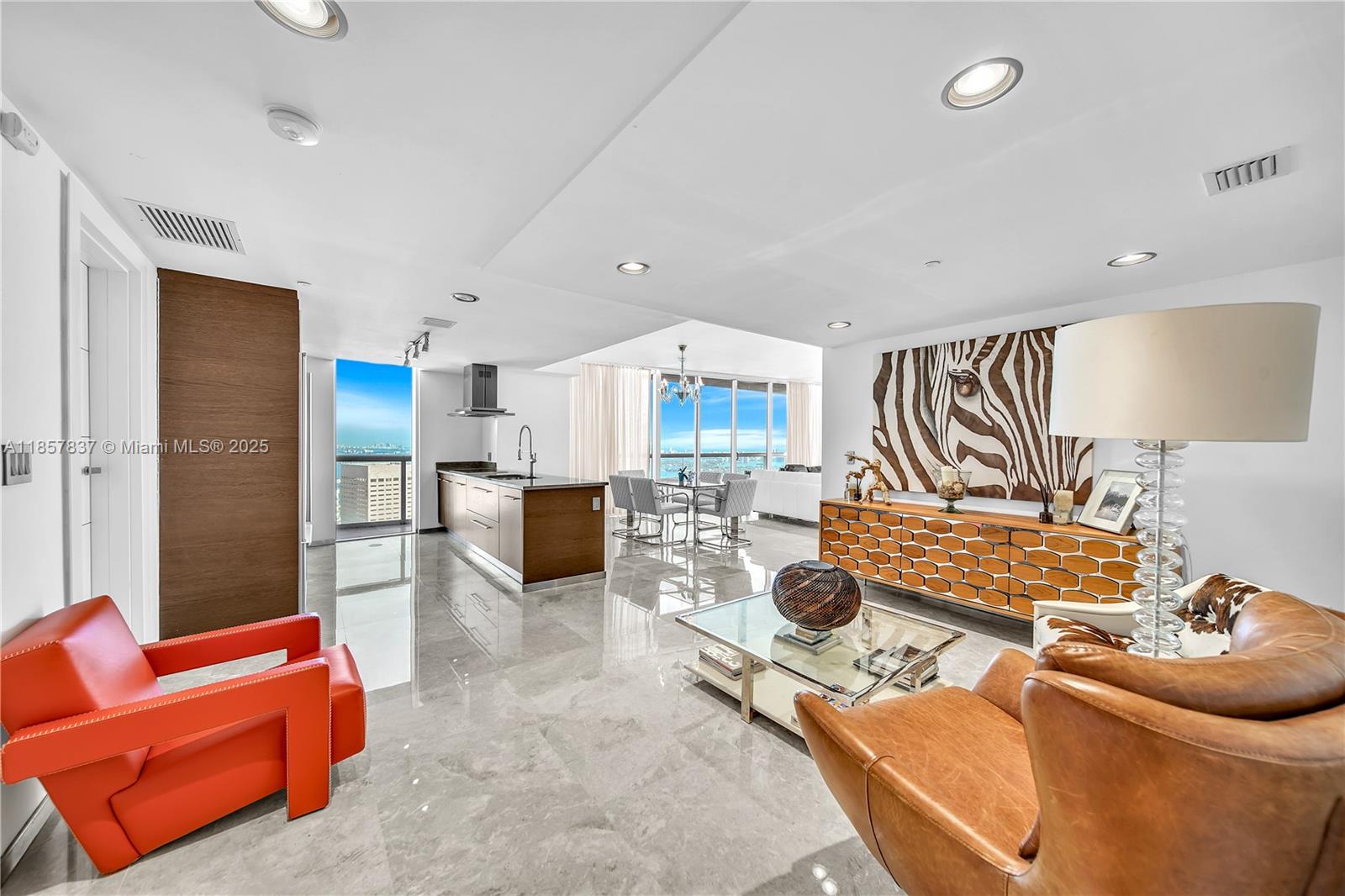 495 Brickell Ave # 5302