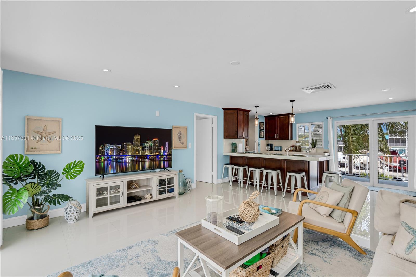 126 Columbus Dr