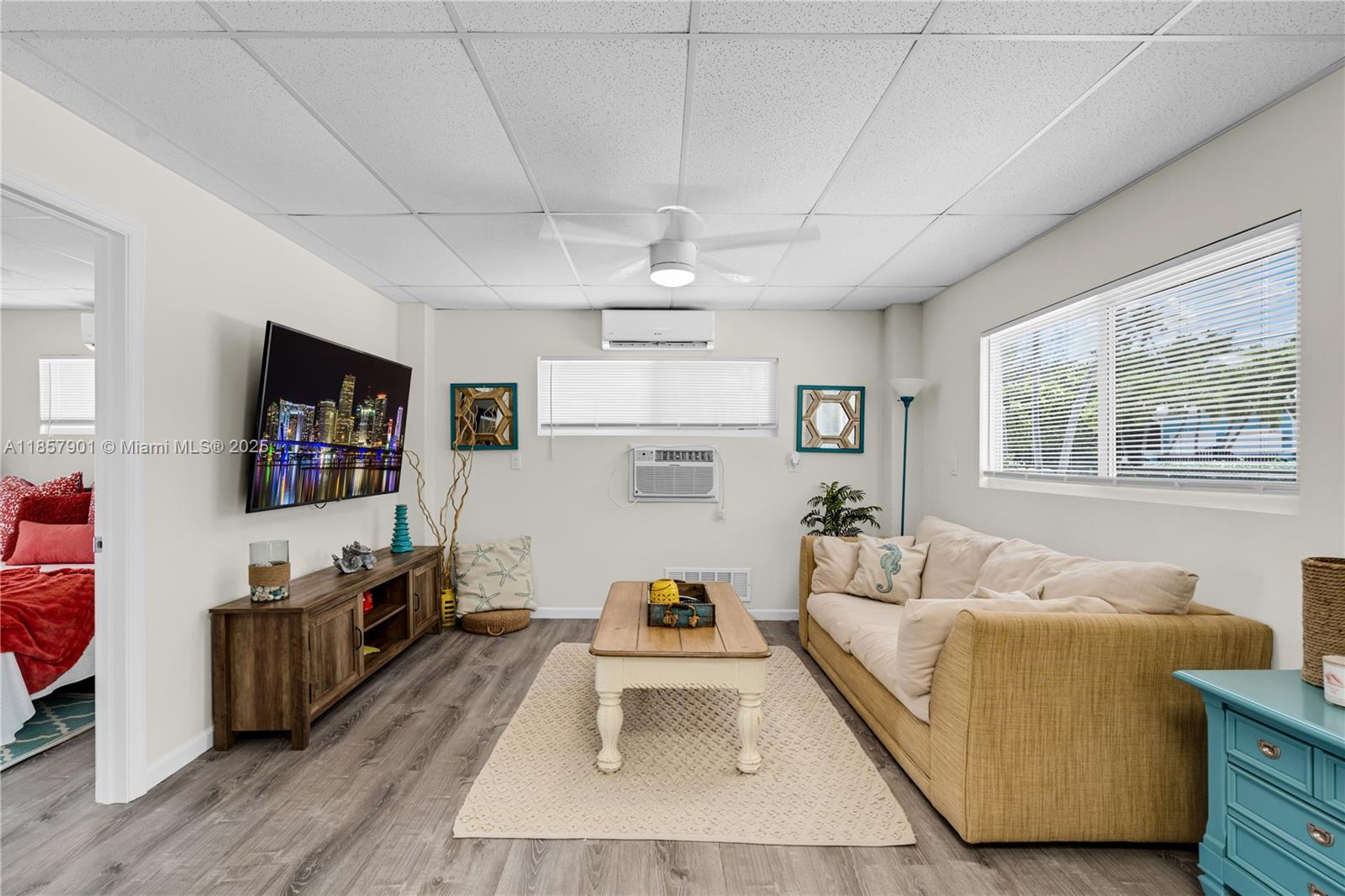 126 Columbus Dr