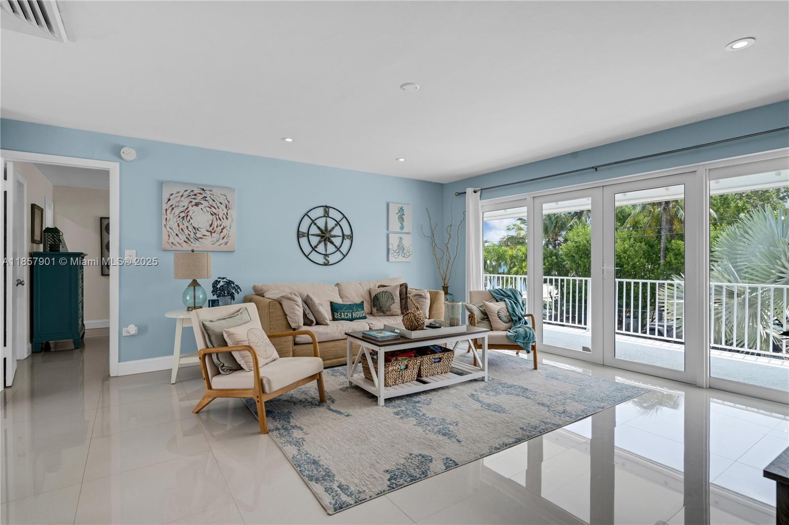 126 Columbus Dr