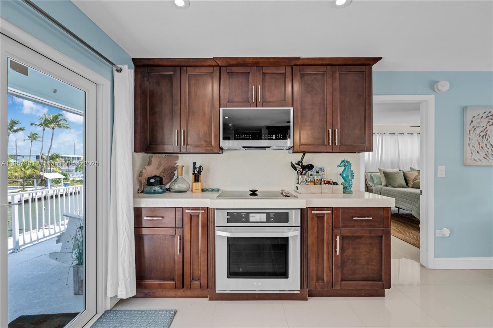 126 Columbus Dr