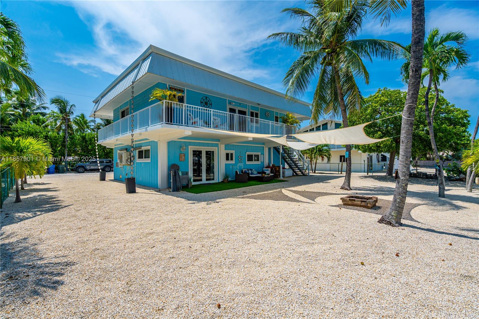 126 Columbus Dr