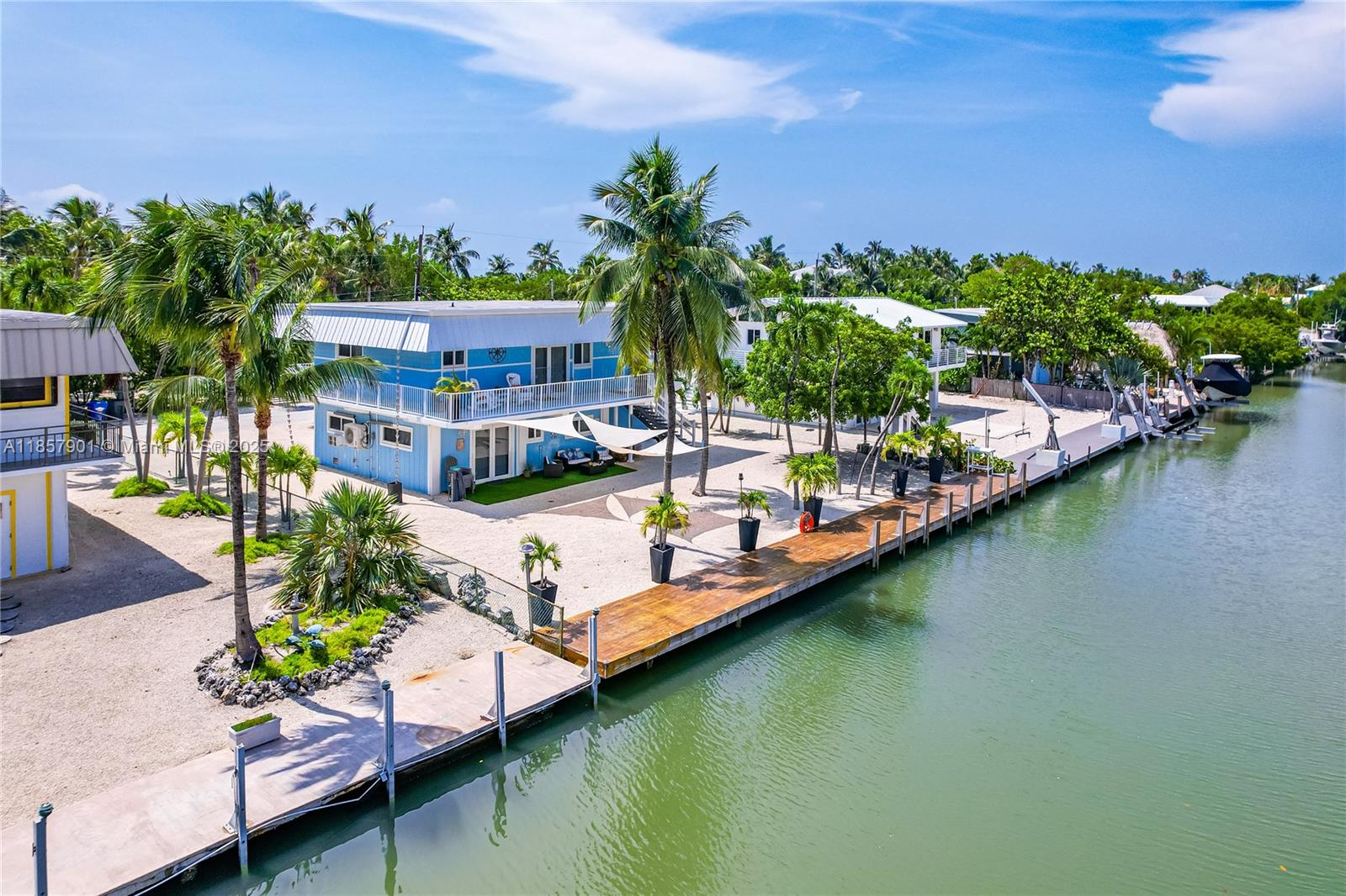 126 Columbus Dr