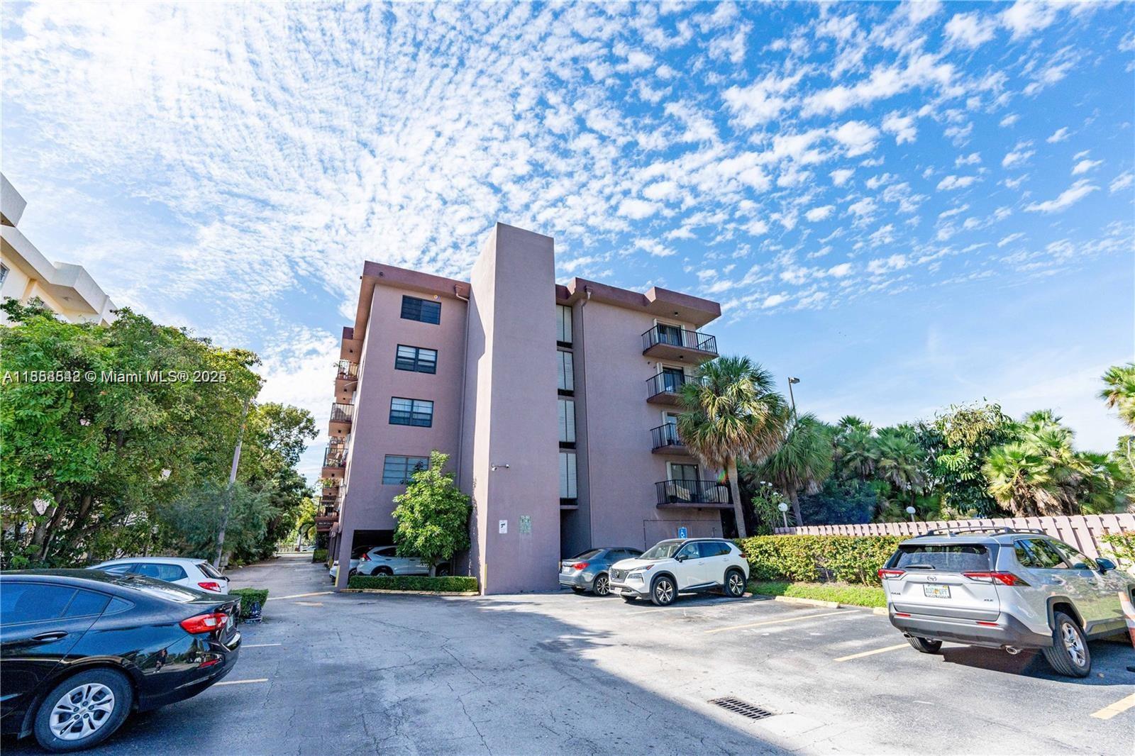 605 NW 72nd Ave # 209