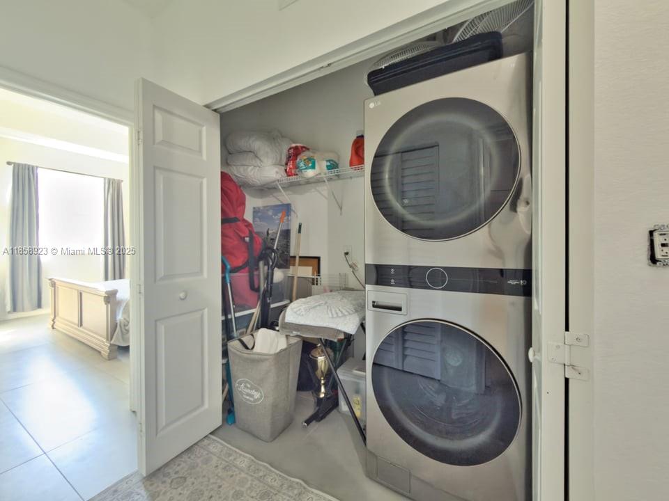 8930 SW 224th Ter