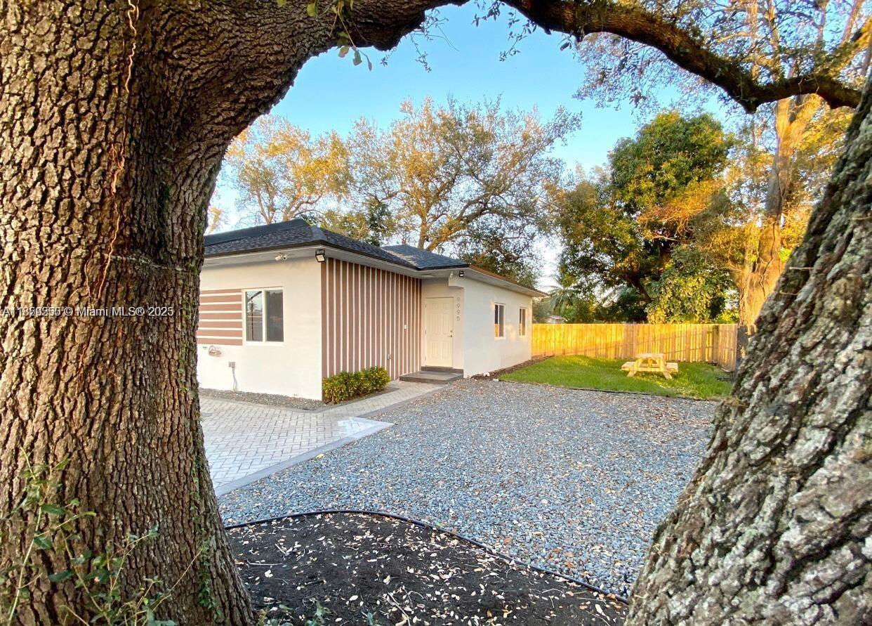 9995 NW 23rd Ave # 9995