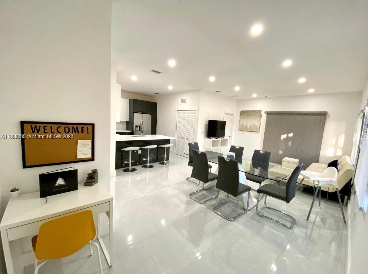 9995 NW 23rd Ave # 9995