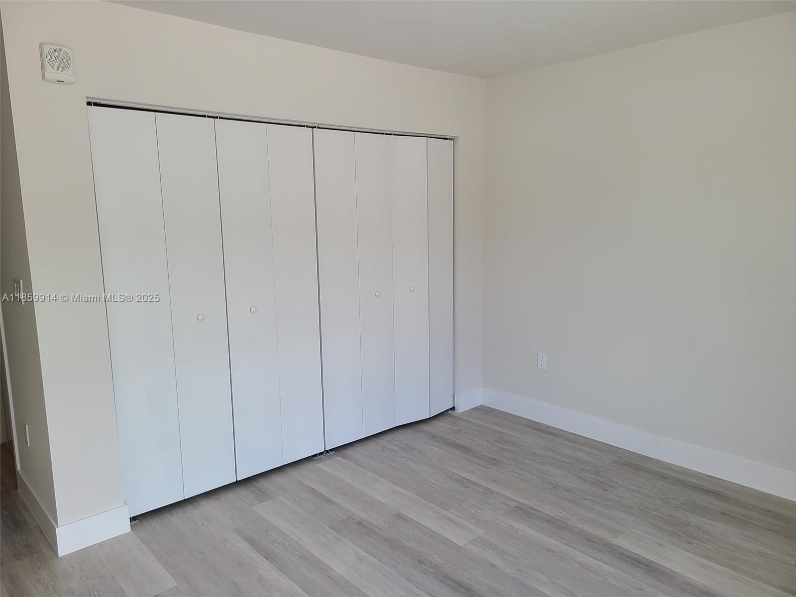 2555 NE 193 St # 2114, Miami Unit: 2114
