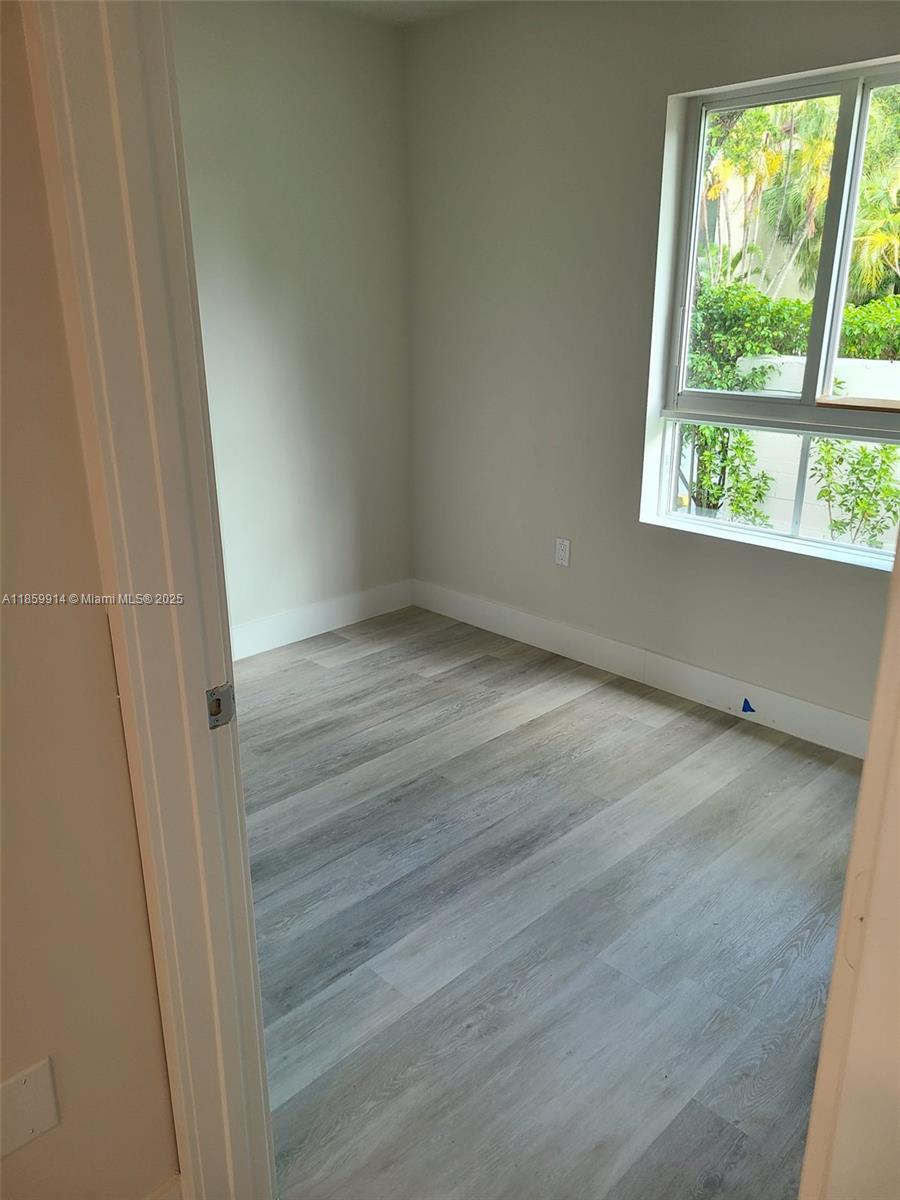 2555 NE 193 St # 2114, Miami Unit: 2114
