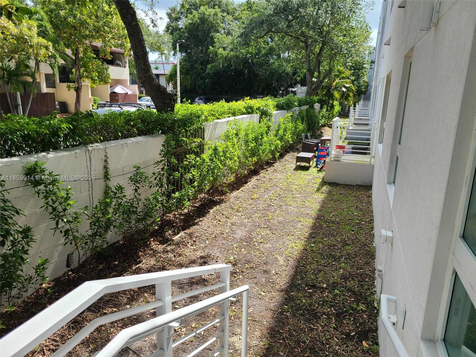 2555 NE 193 St # 2114, Miami Unit: 2114