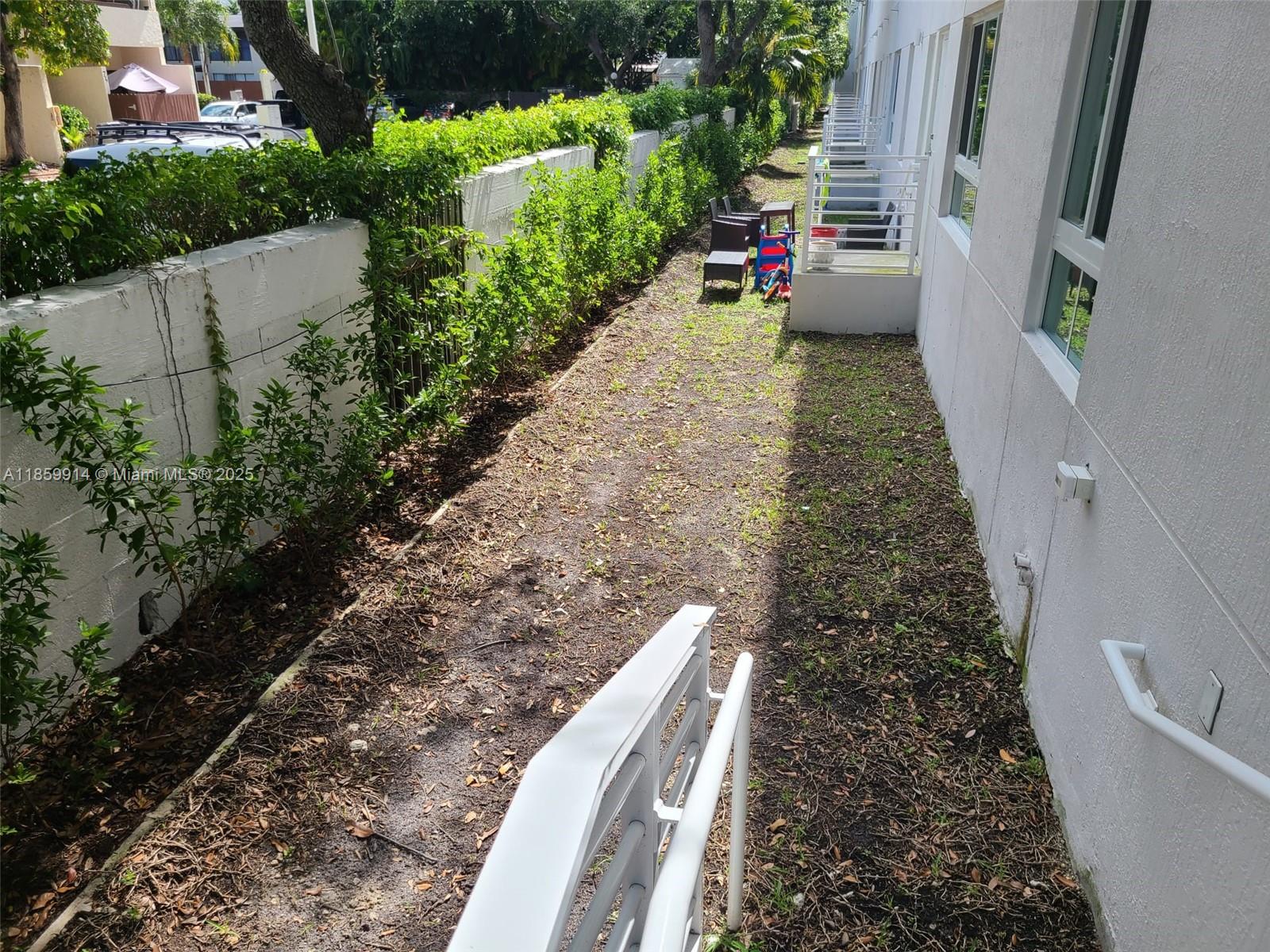 2555 NE 193 St # 2114, Miami Unit: 2114