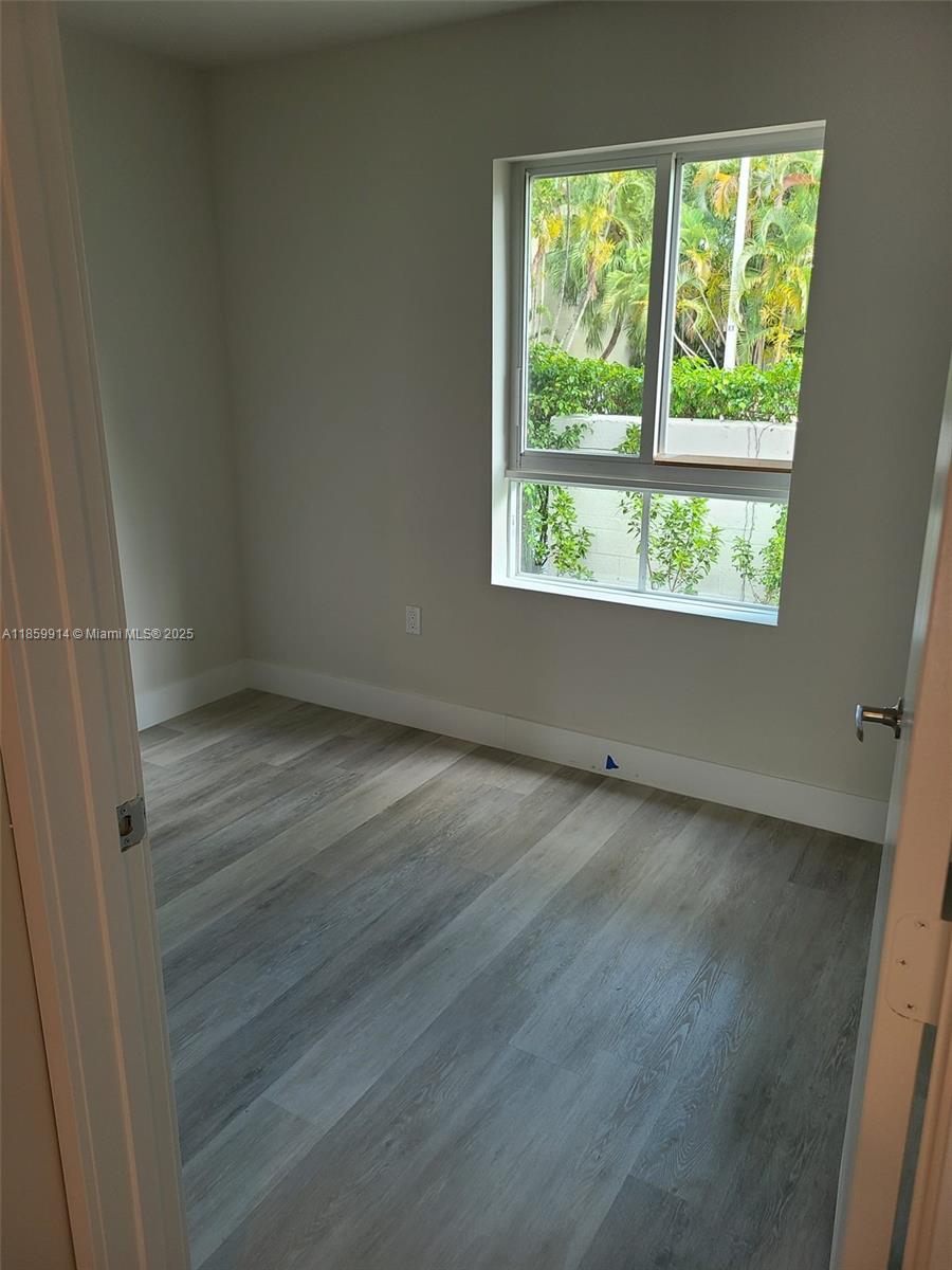 2555 NE 193 St # 2114, Miami Unit: 2114