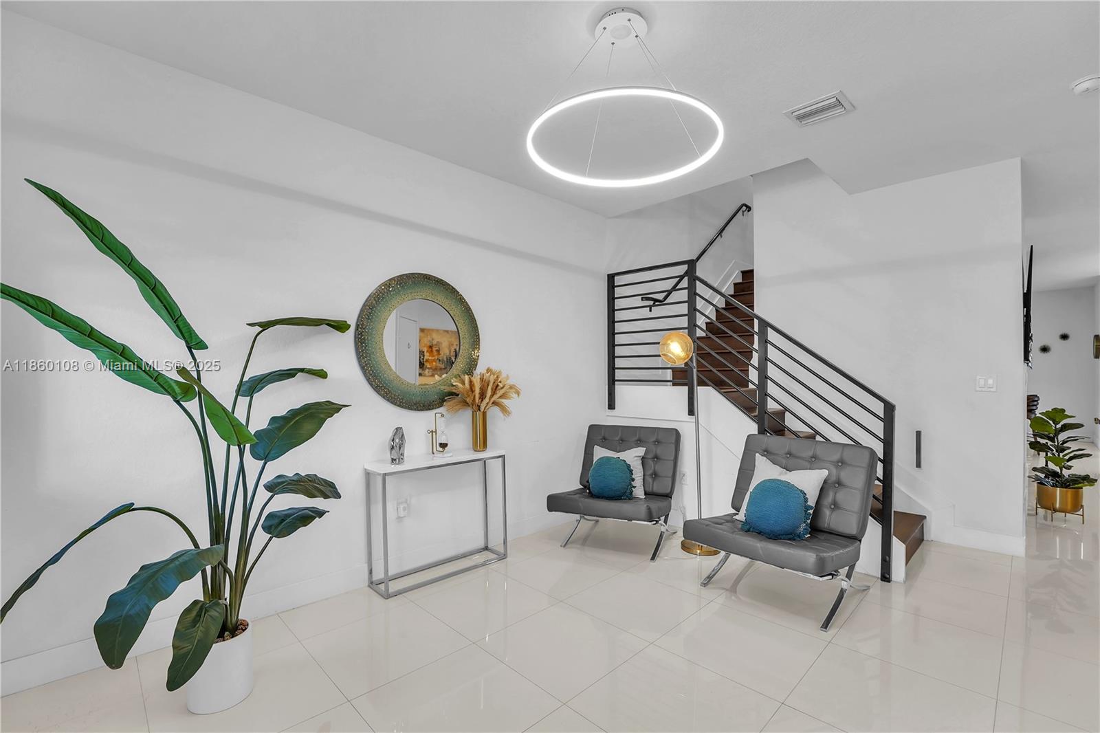 487 SW 91st Ave, Miami