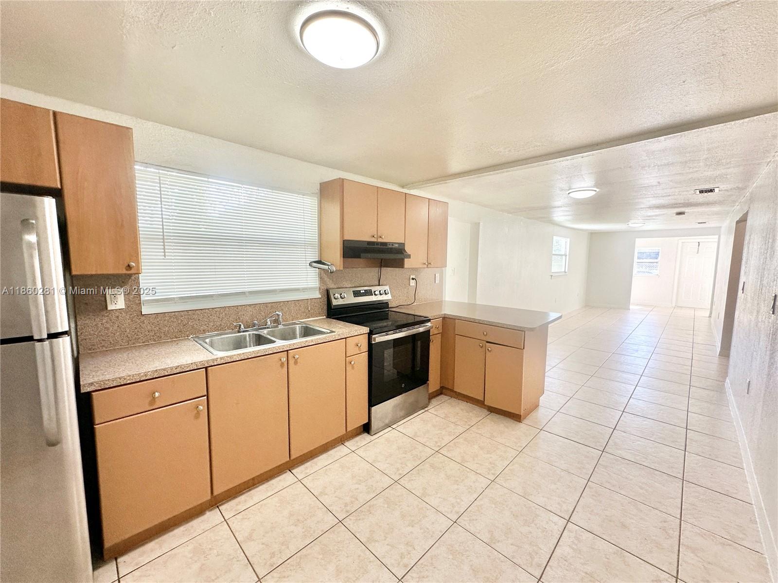 7156 NW 15th Court