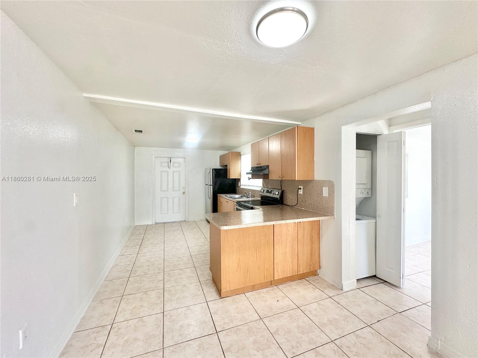 7156 NW 15th Court