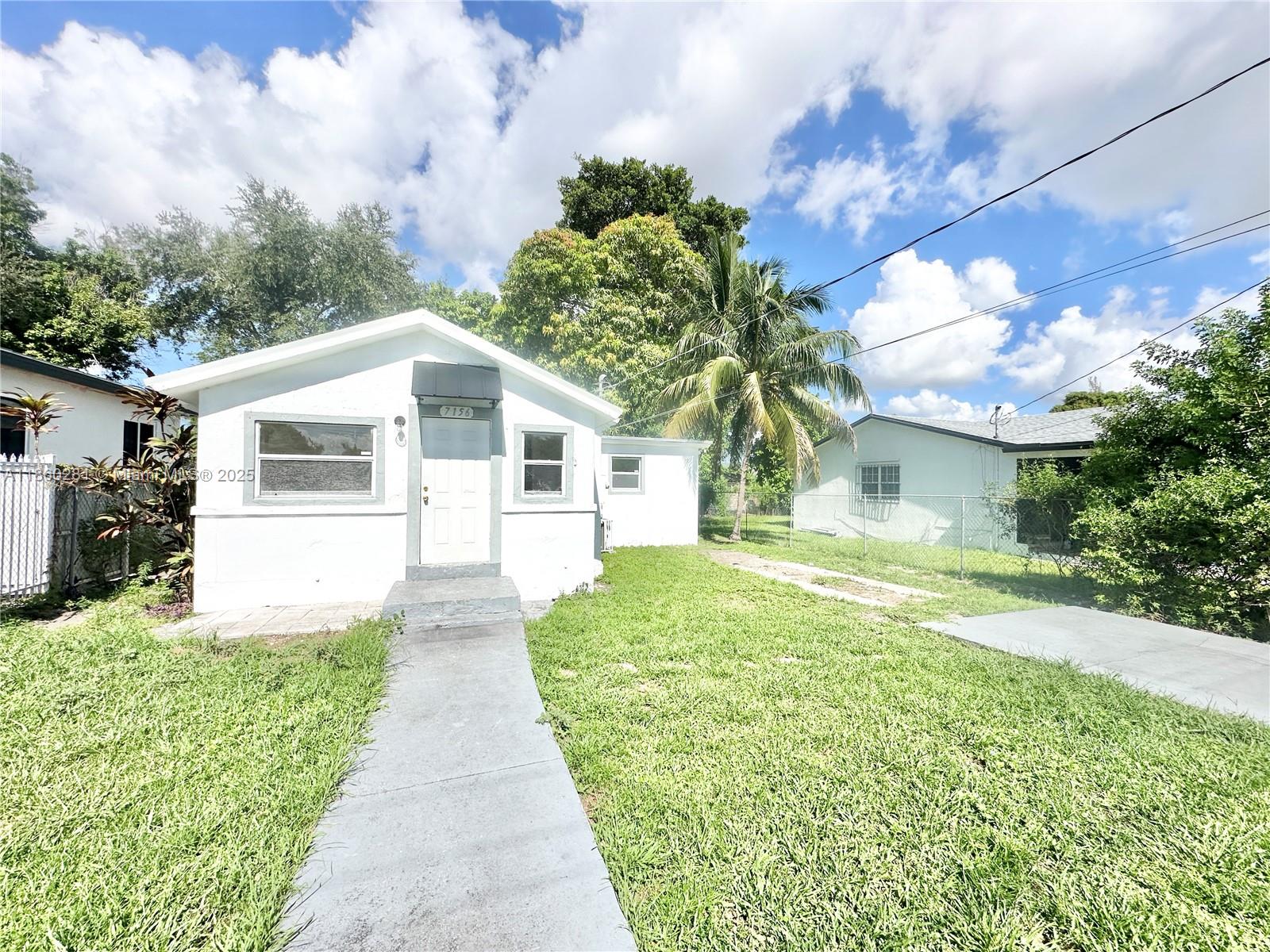 7156 NW 15th Court