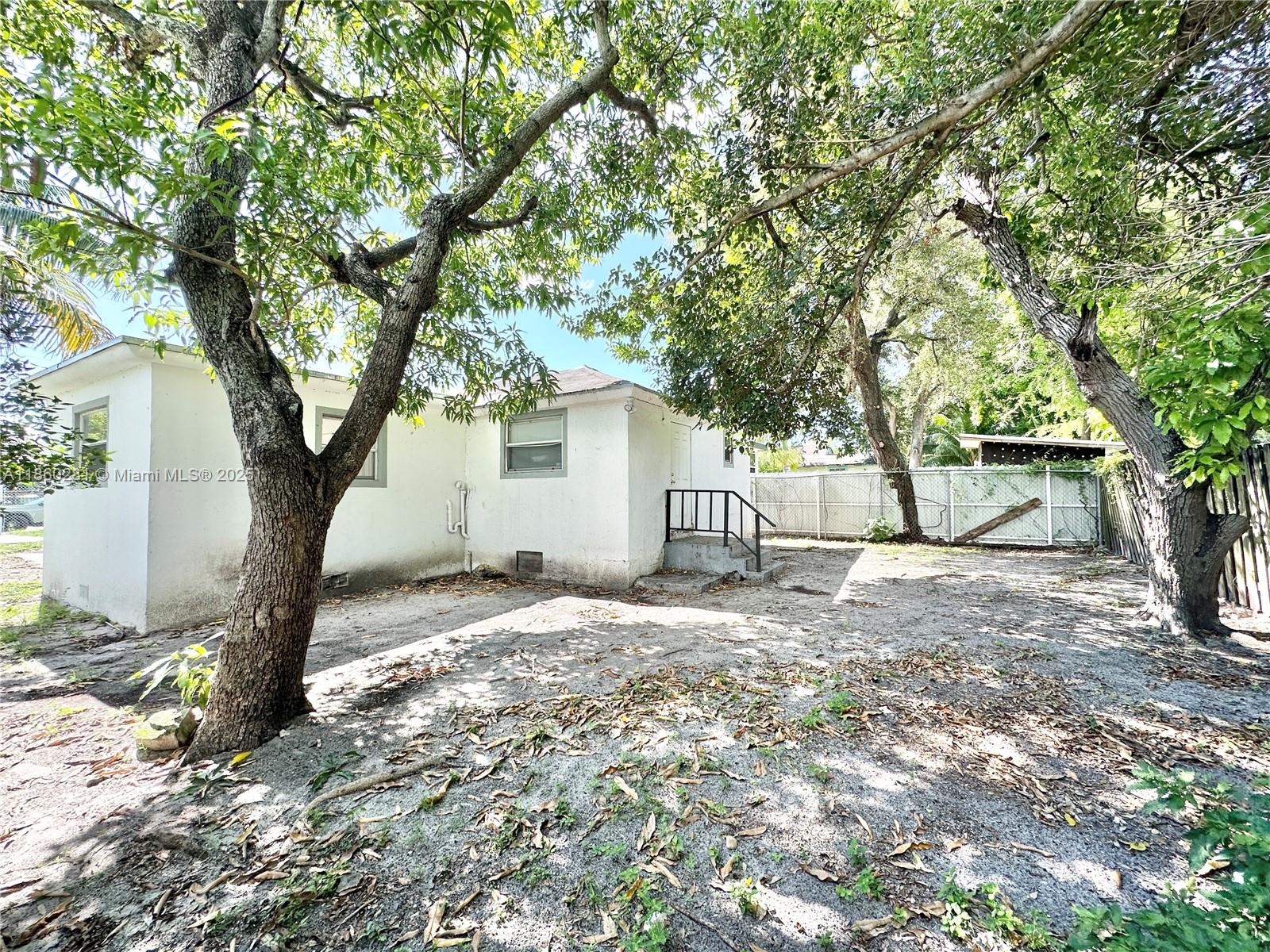 7156 NW 15th Court