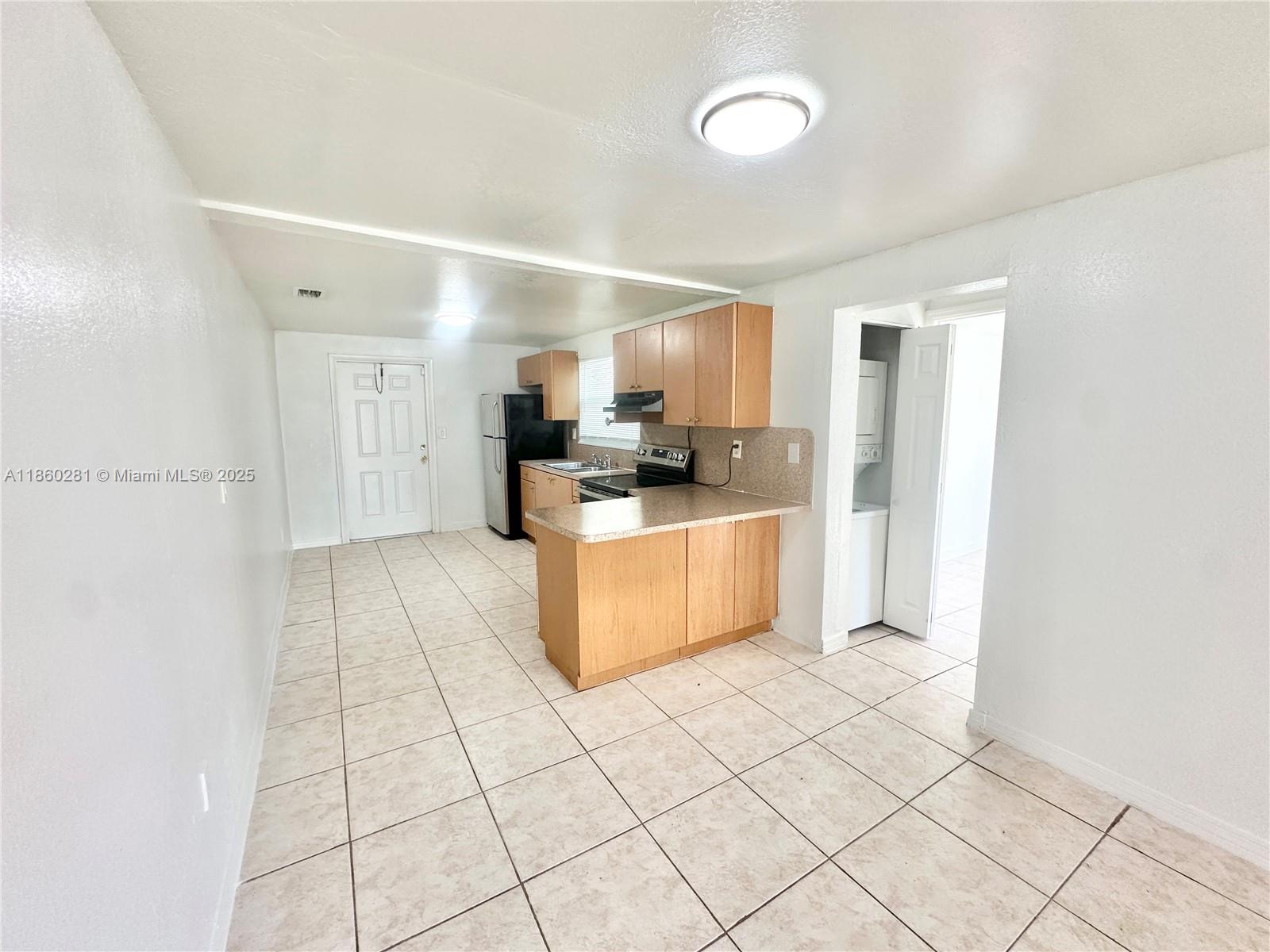 7156 NW 15th Court
