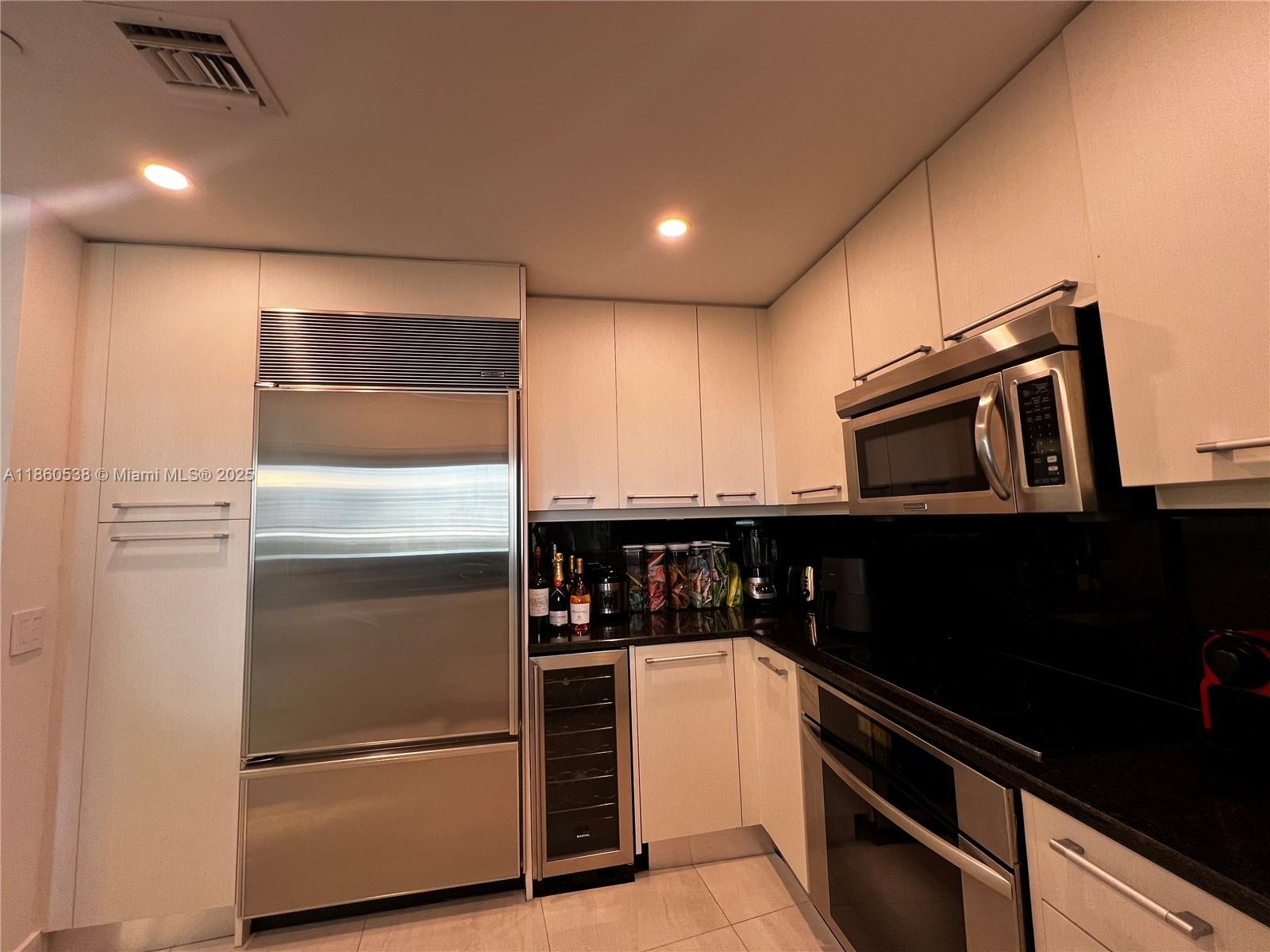 901 Brickell Key Blvd # 1509