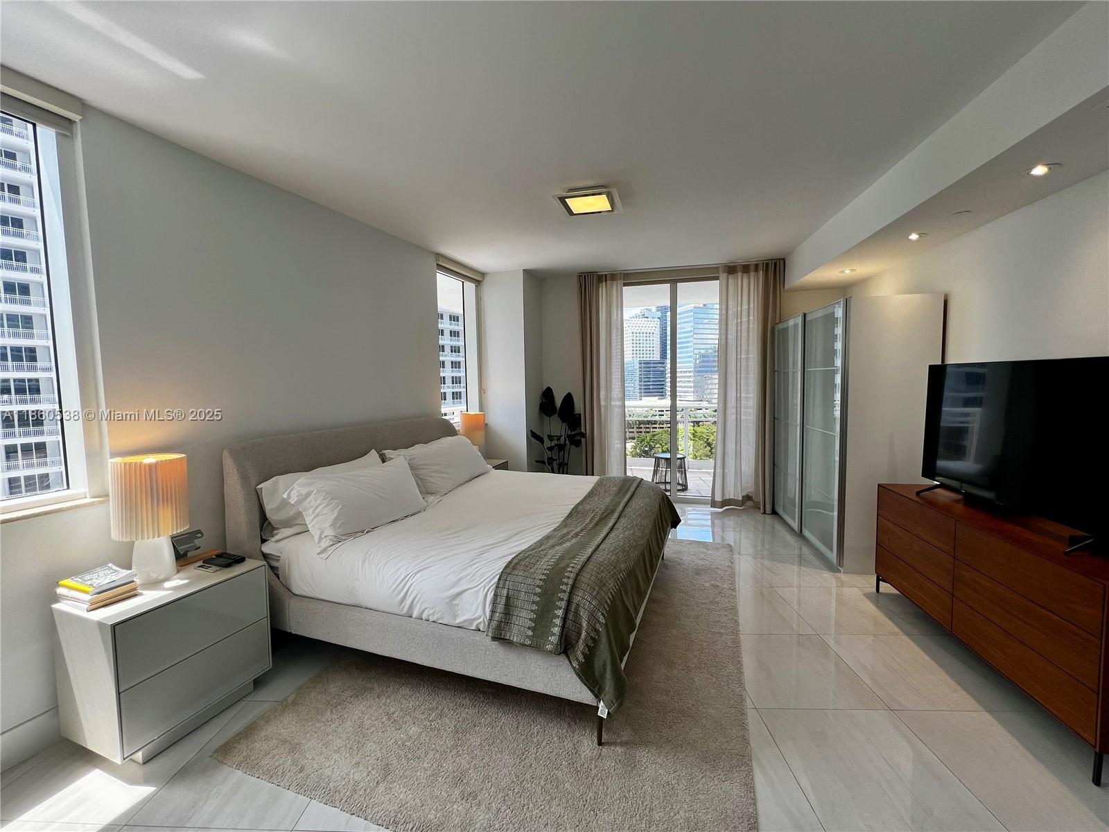901 Brickell Key Blvd # 1509
