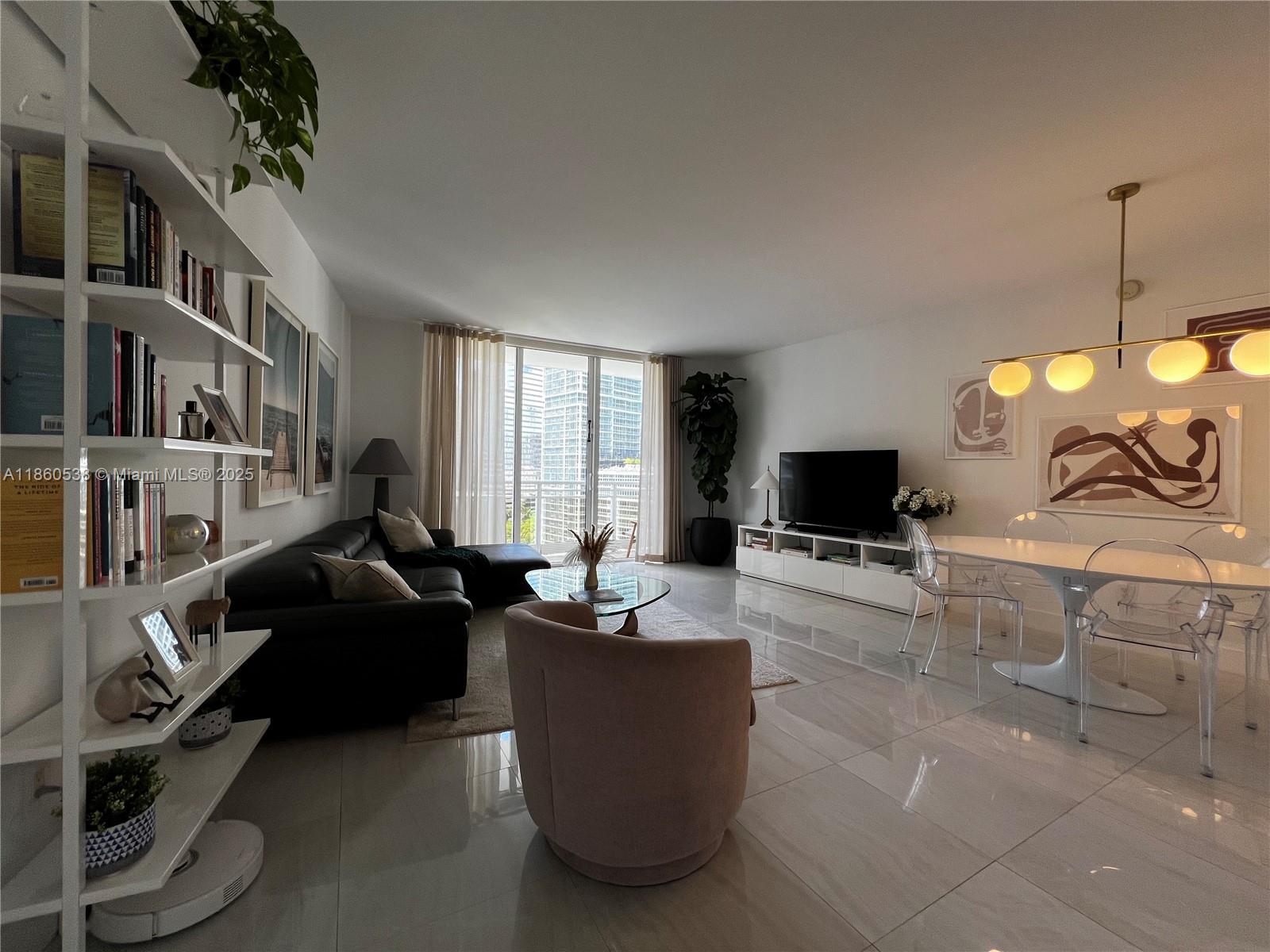 901 Brickell Key Blvd # 1509