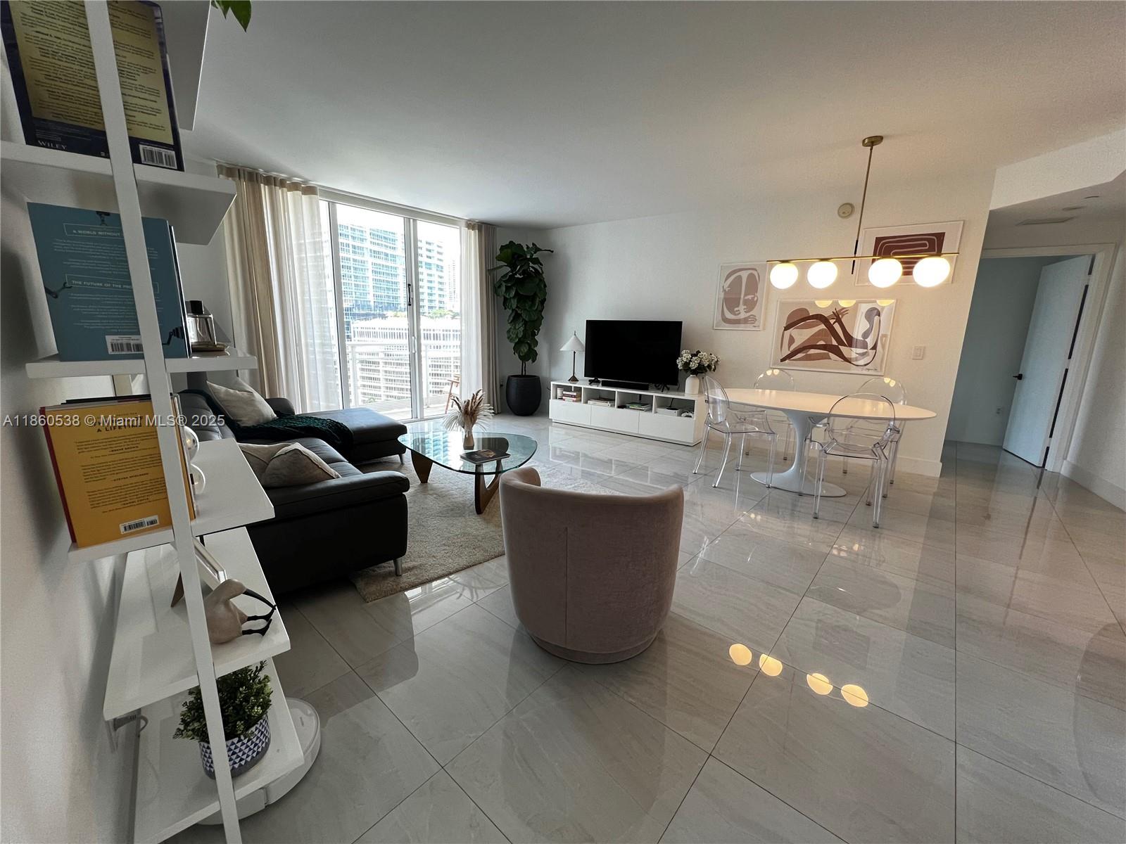 901 Brickell Key Blvd # 1509
