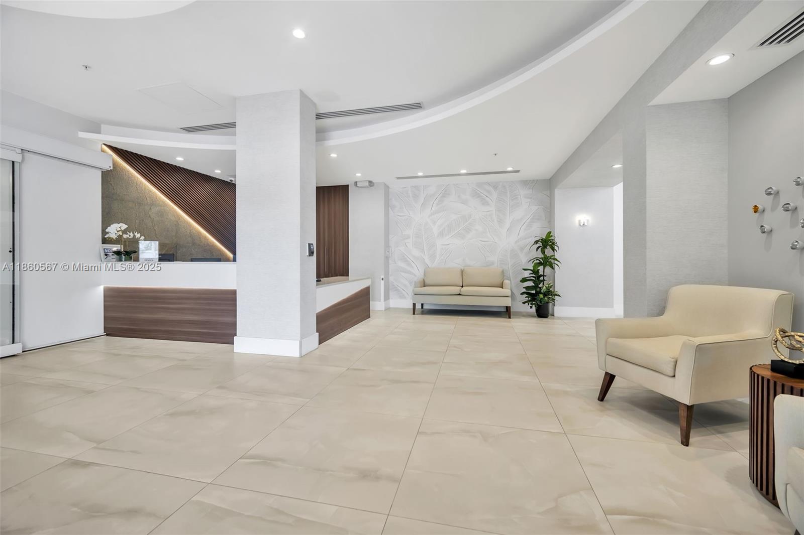 3001 S Ocean Dr # 403