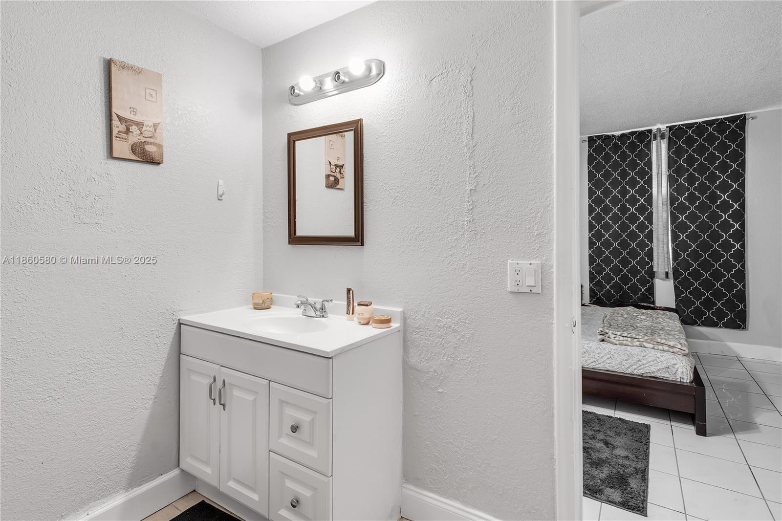 10000 NW 80th Ct # 2247