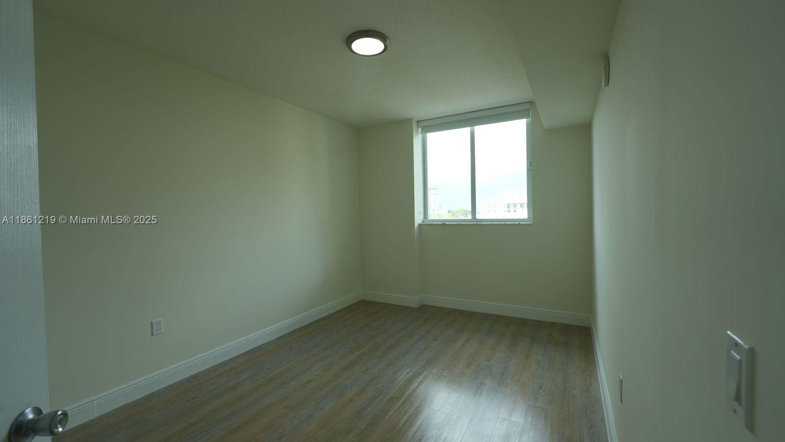 987 SW 37th Ave # 808