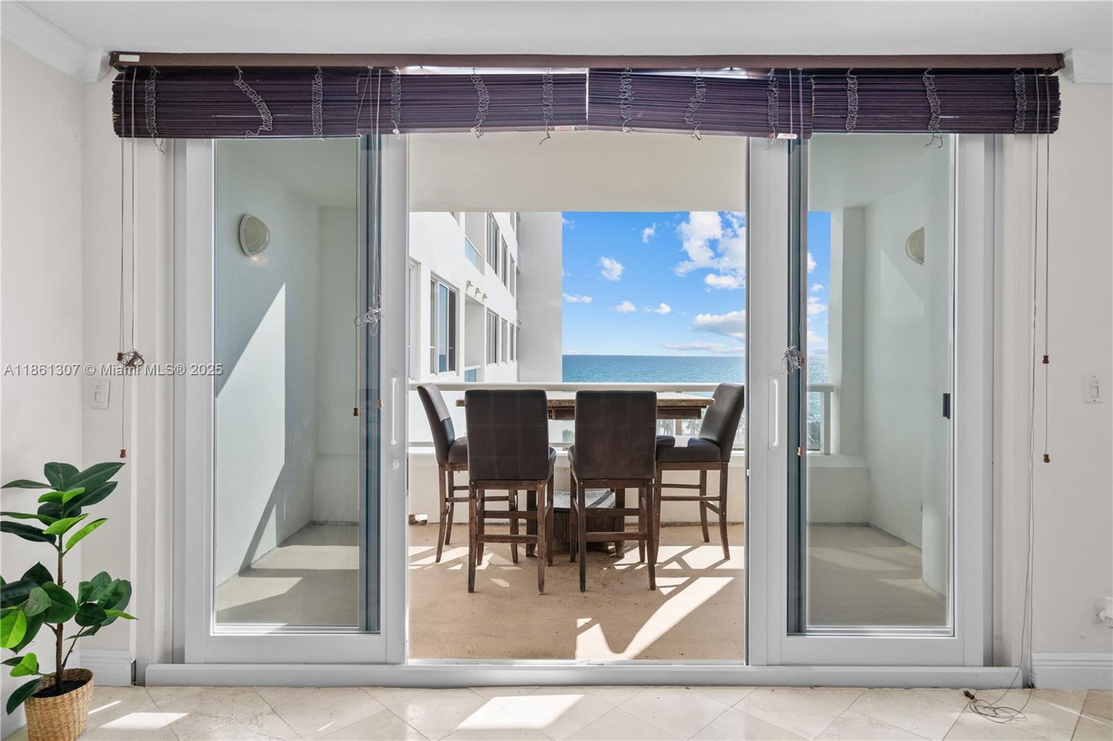 5005 Collins Ave # 615
