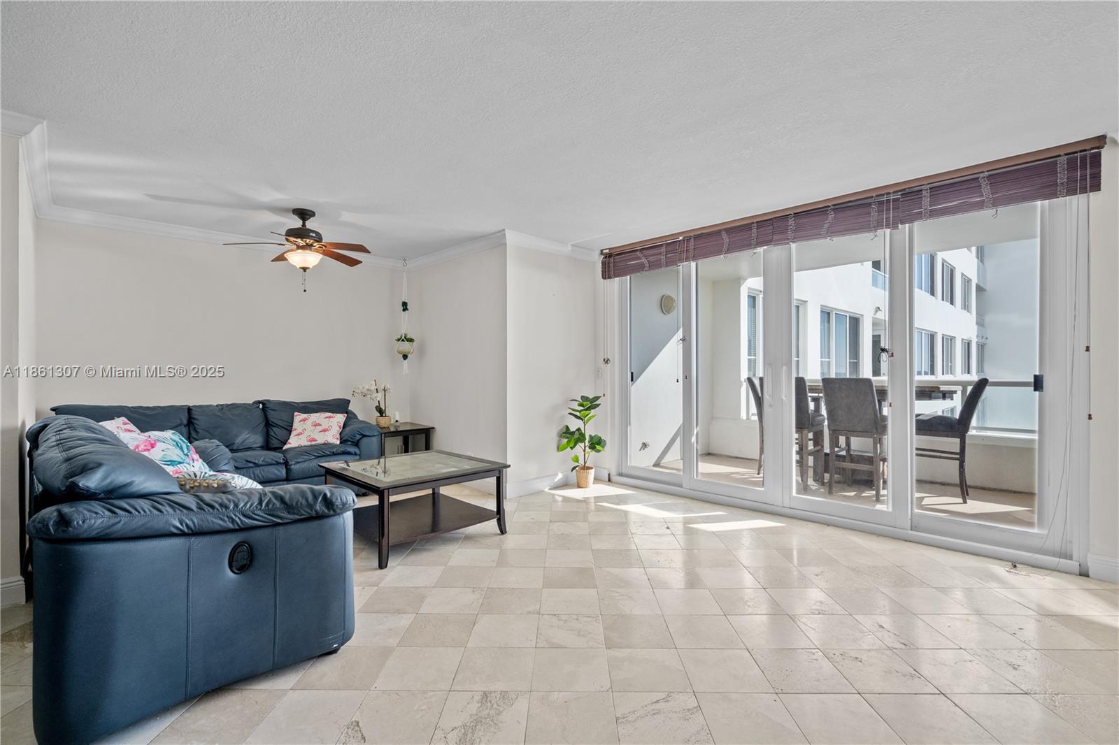 5005 Collins Ave # 615
