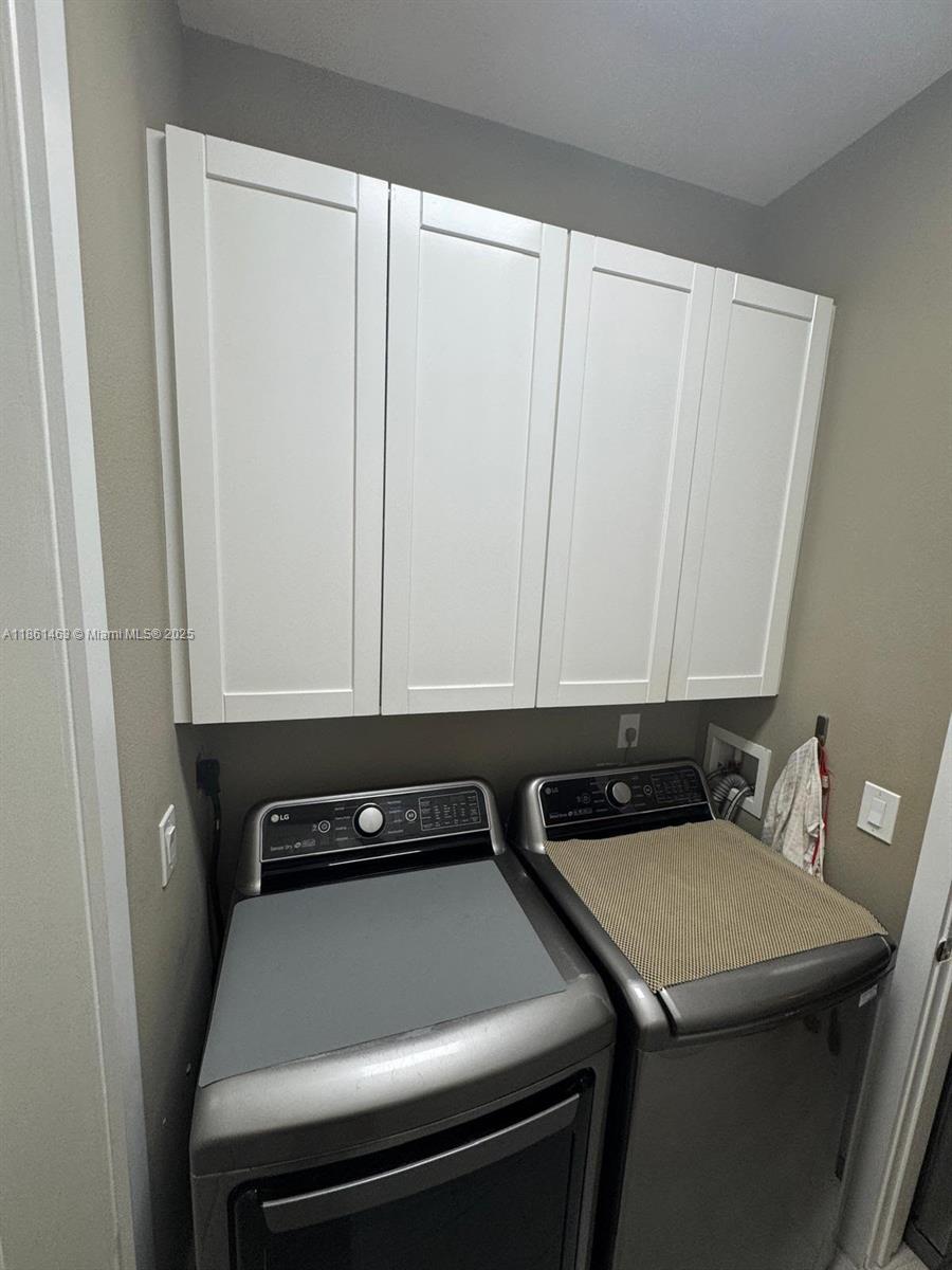 6421 Bella Cir # 305