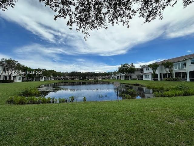 6421 Bella Cir # 305