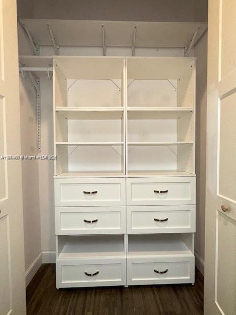 6421 Bella Cir # 305