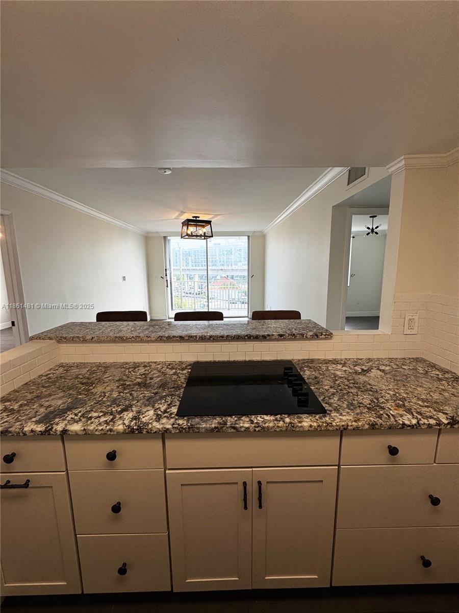 1010 NW 11th St # 406