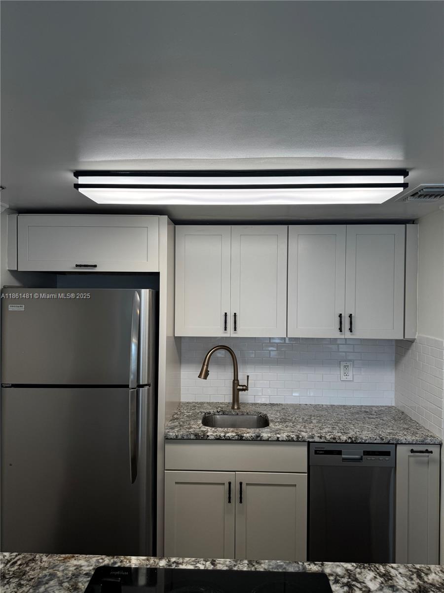 1010 NW 11th St # 406