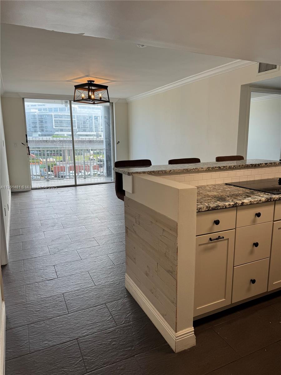 1010 NW 11th St # 406