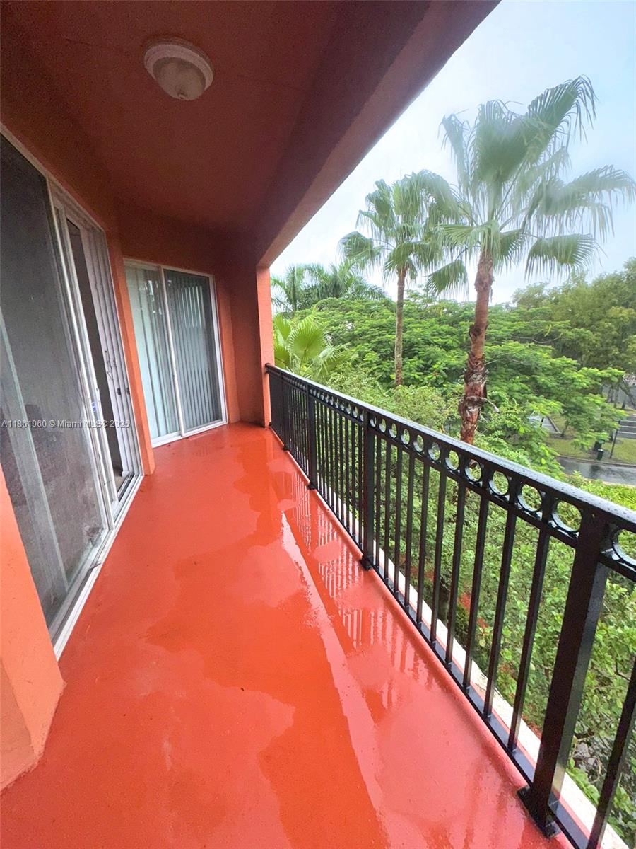 4404 SW 160th Ave # 831