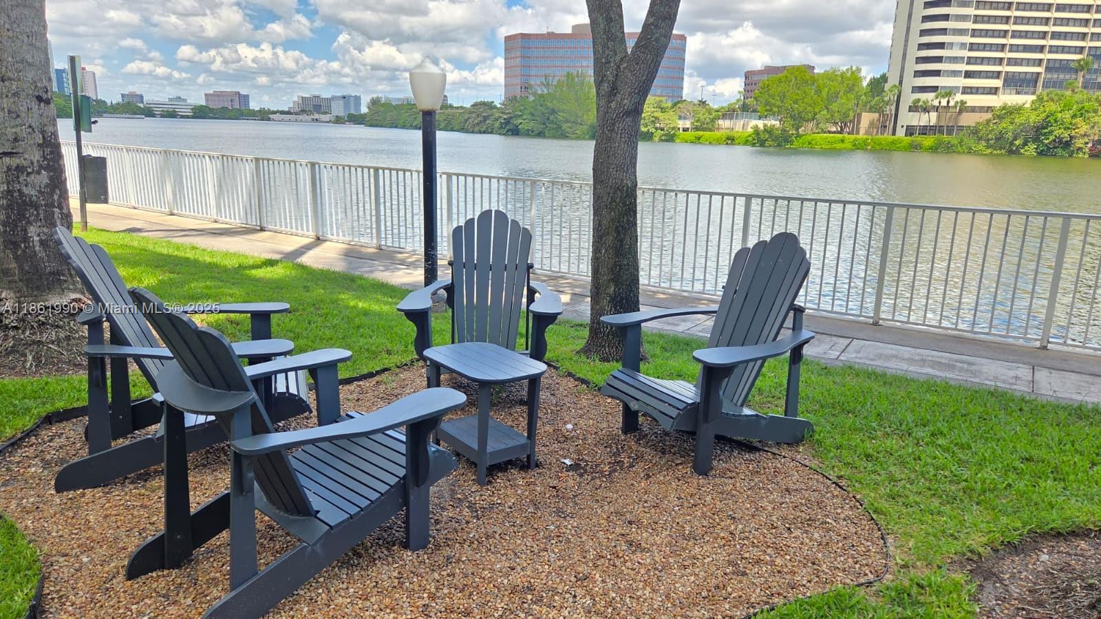 5077 NW 7th St # 907