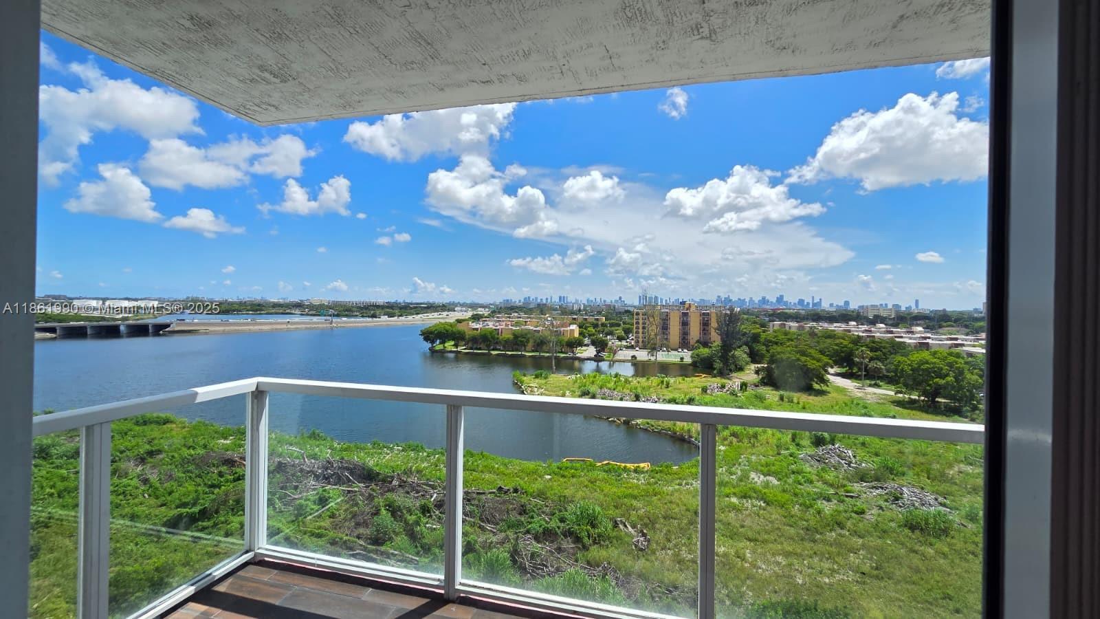 5077 NW 7th St # 907