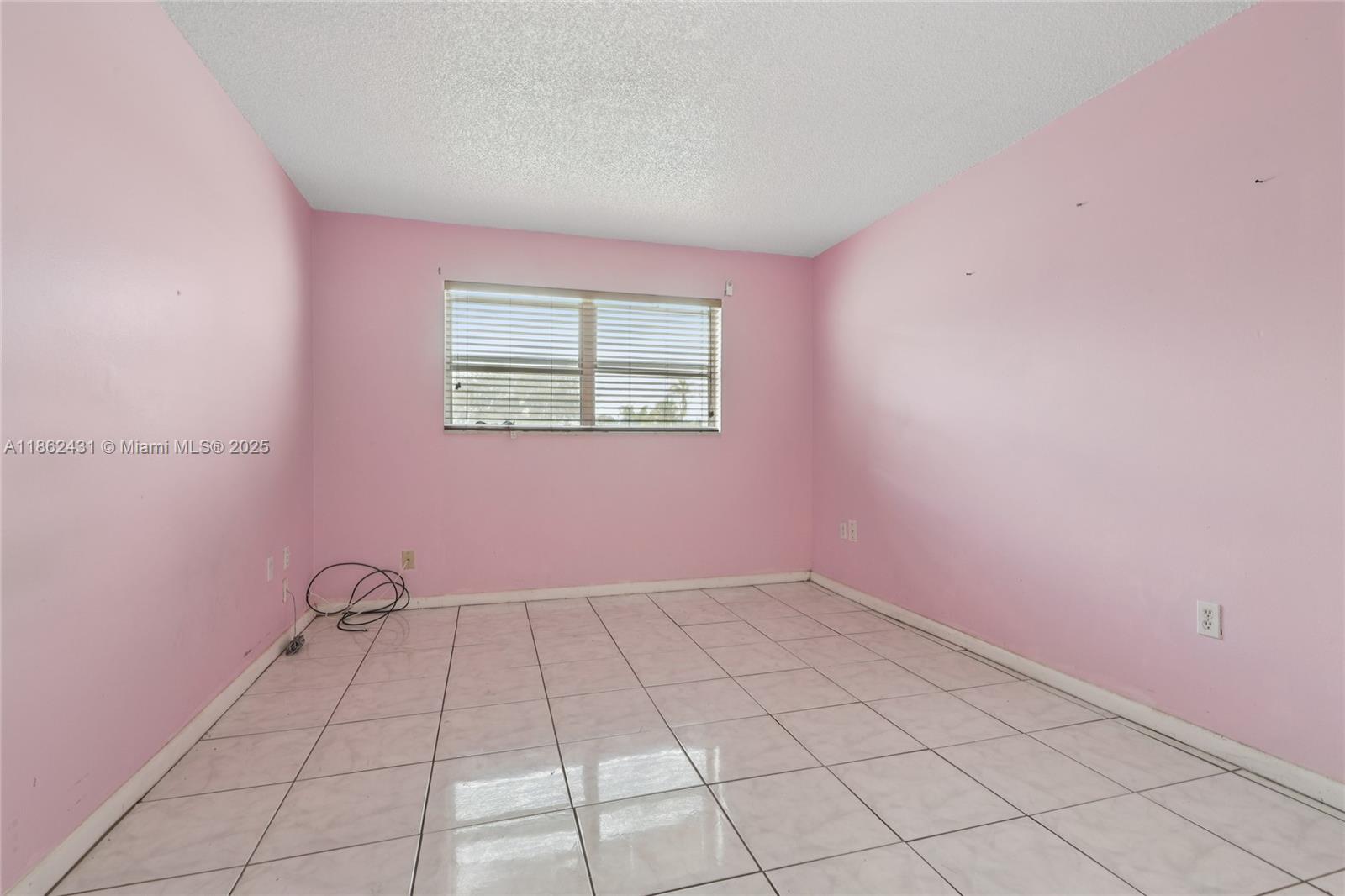 8135 Boulevard # 208