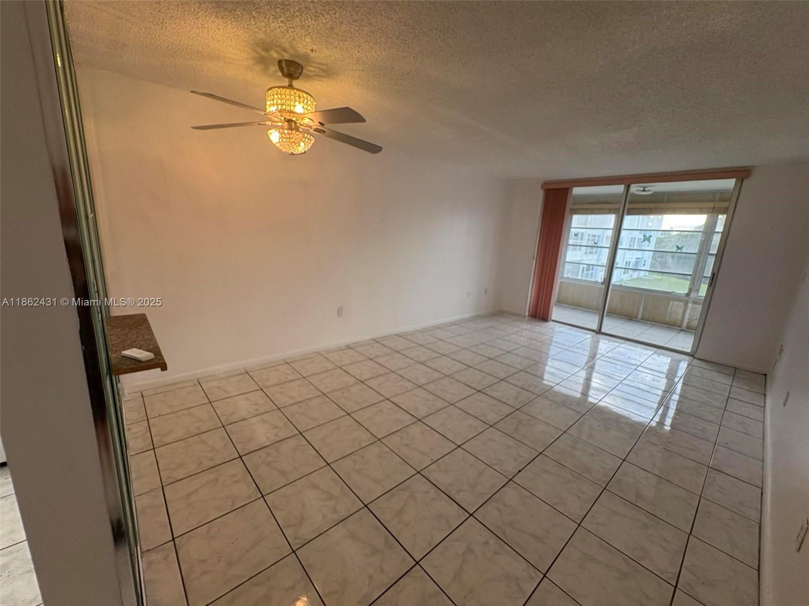 8135 Boulevard # 208