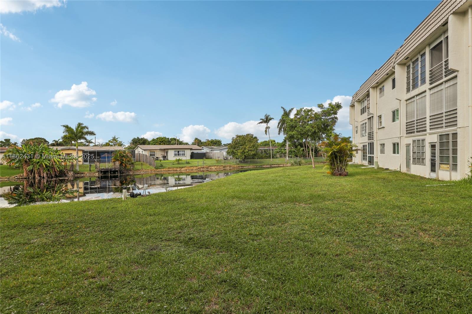 8135 Boulevard # 208