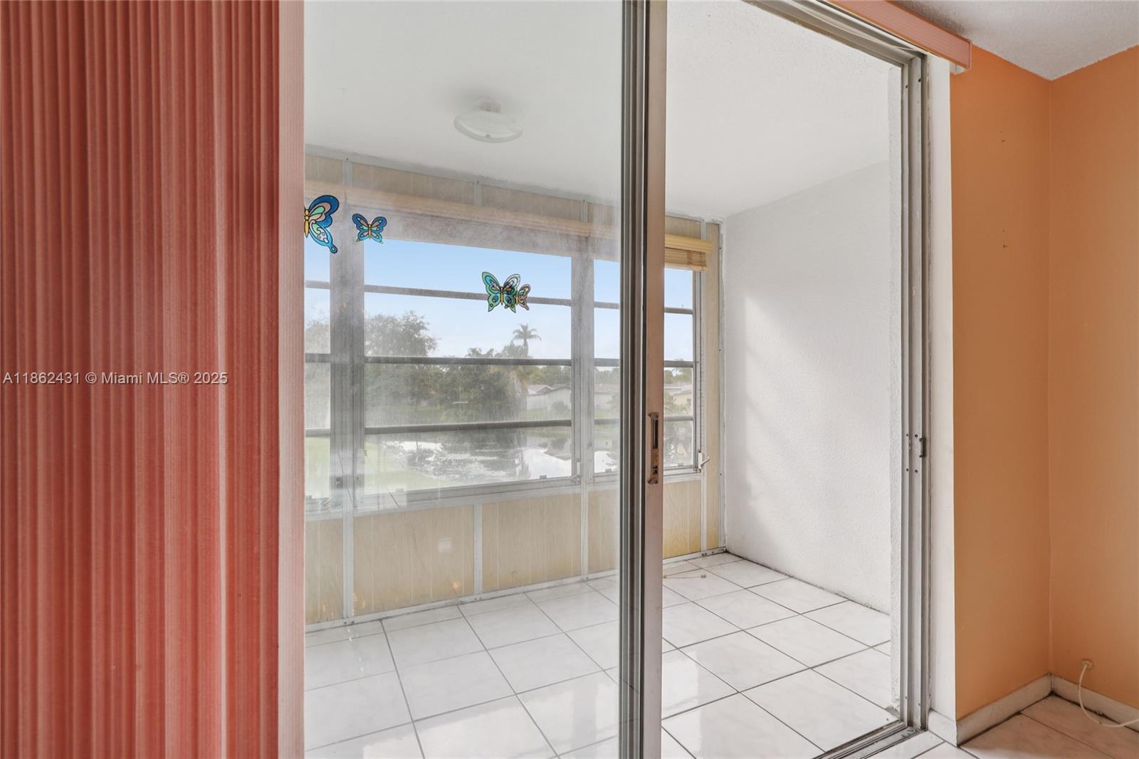 8135 Boulevard # 208