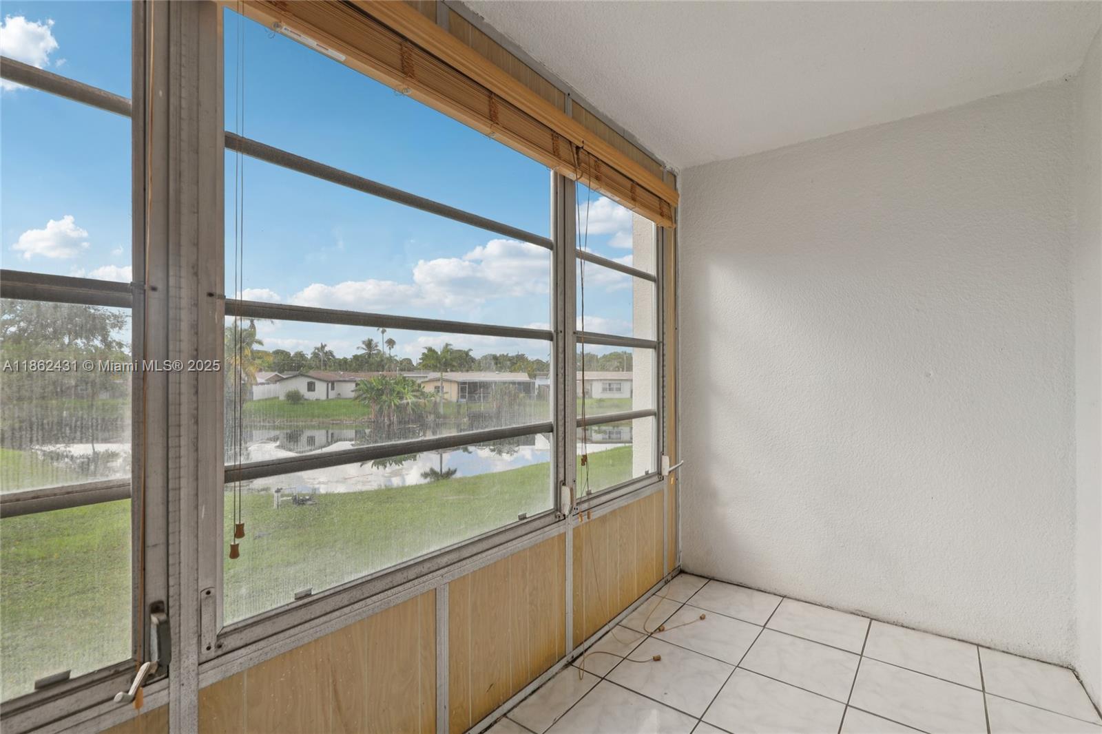 8135 Boulevard # 208