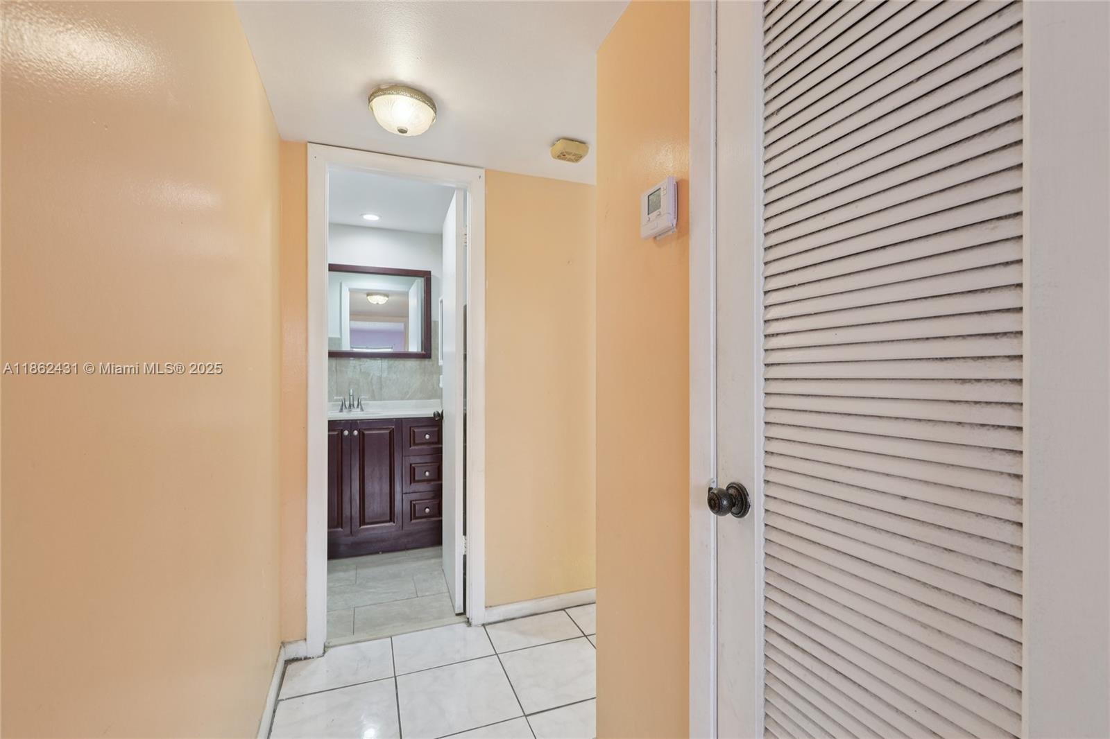8135 Boulevard # 208