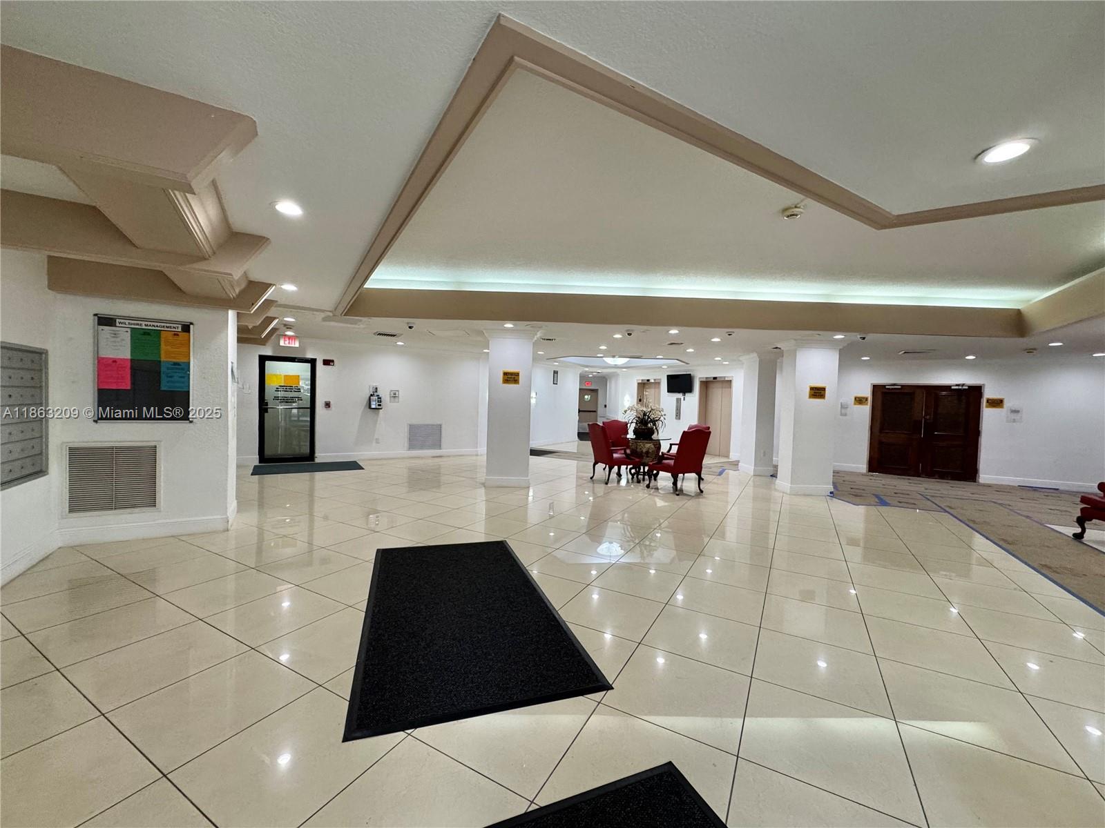 1300 NE Miami Gardens Dr Unit: 219E