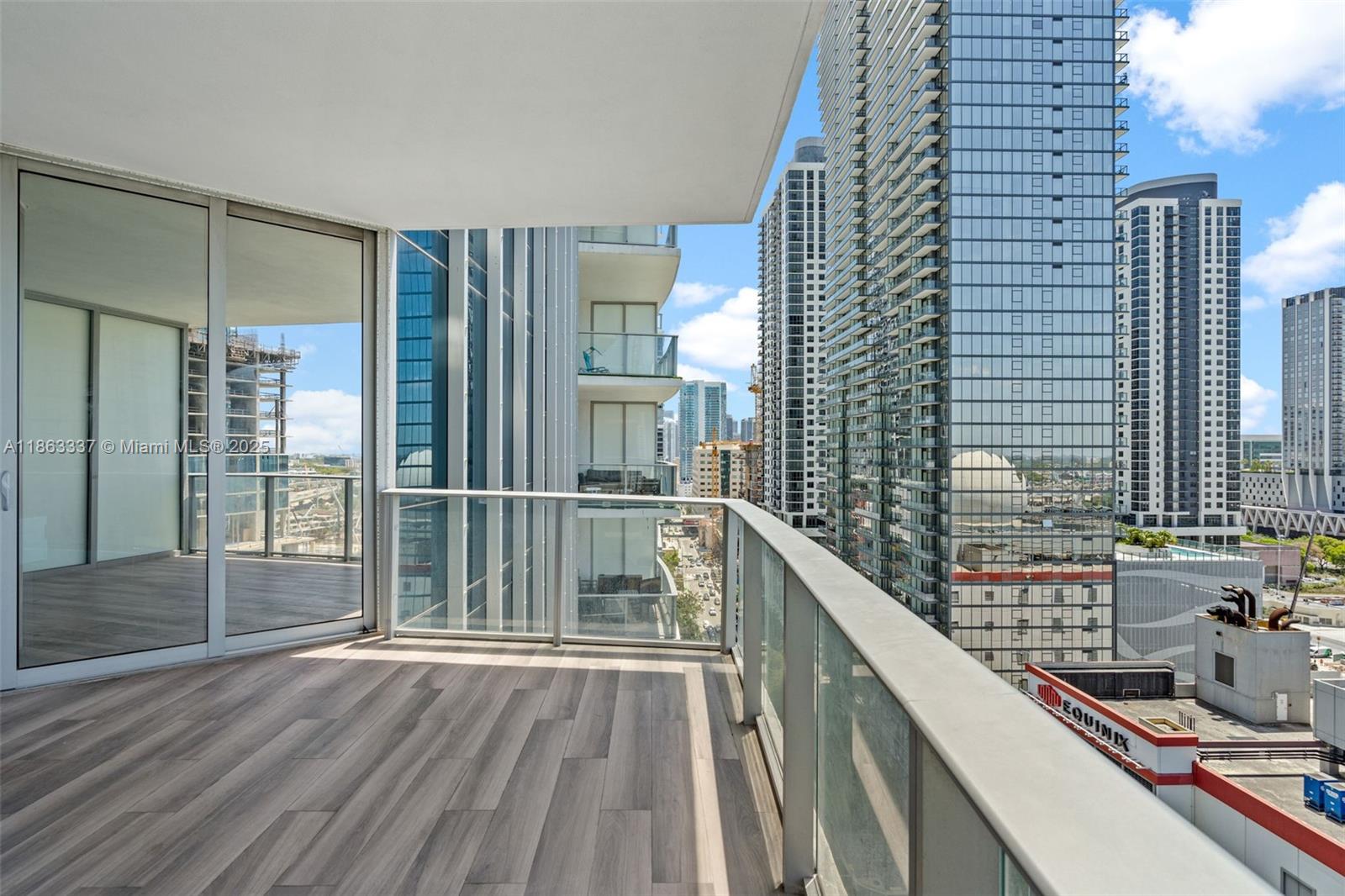 851 NE 1st Ave # 1506