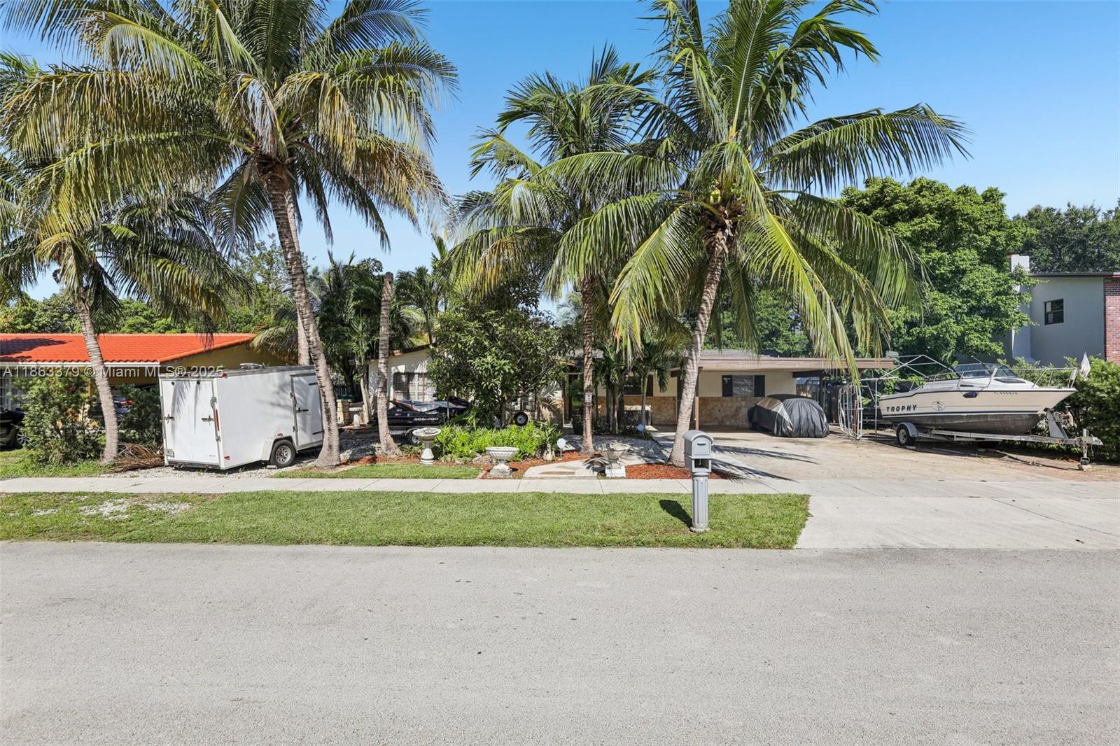 2441 SW 43rd Ave