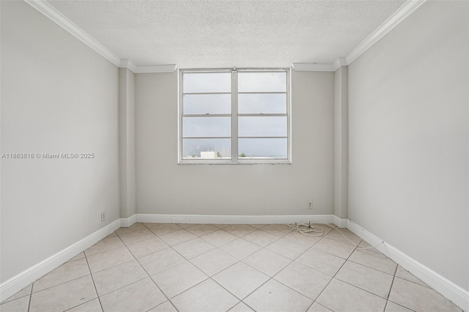 1455 N Treasure Dr # 7G